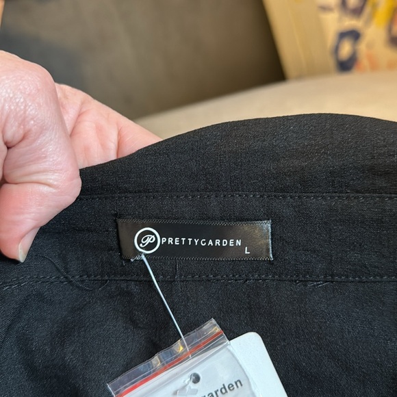 Pretty Garden black shorts pj set - Picture 4 of 4